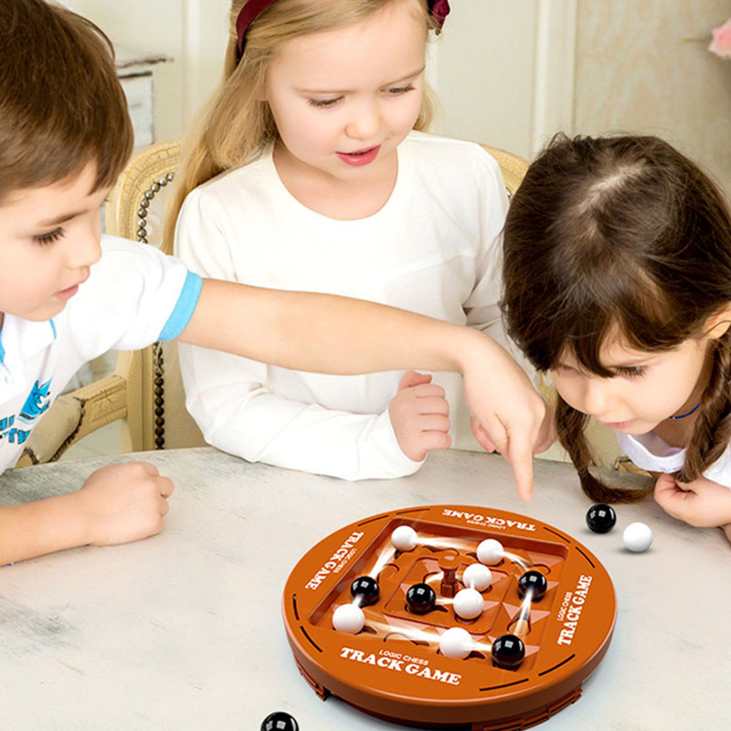 チェスゲーム 楽しいテーブルトップ 軌道ロジックチェス ボー - Board Game Strategi のレビューと価格